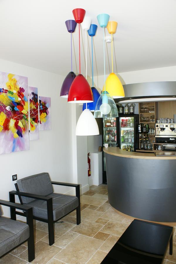 Logis- Hotel Spa Restaurant L'Epicurial Saint-Pey-de-Castets Exteriör bild