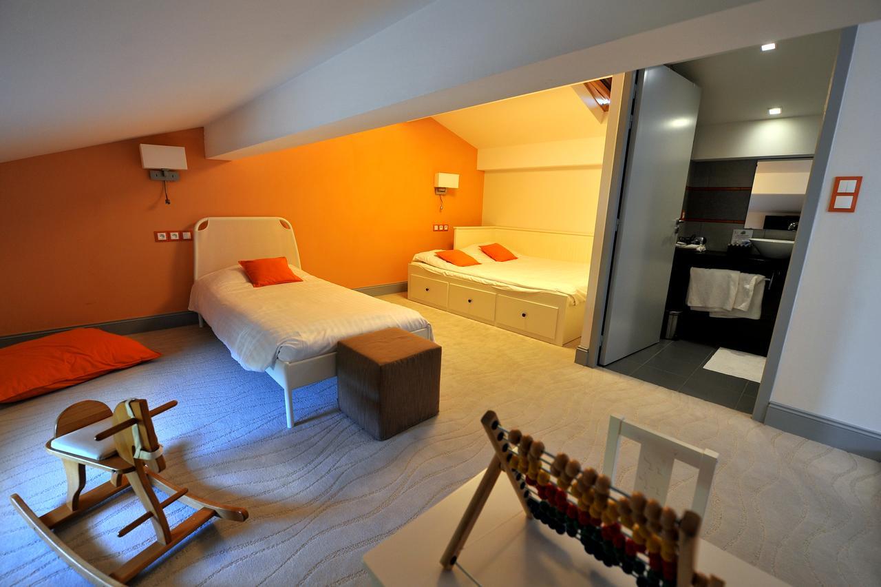 Logis- Hotel Spa Restaurant L'Epicurial Saint-Pey-de-Castets Exteriör bild