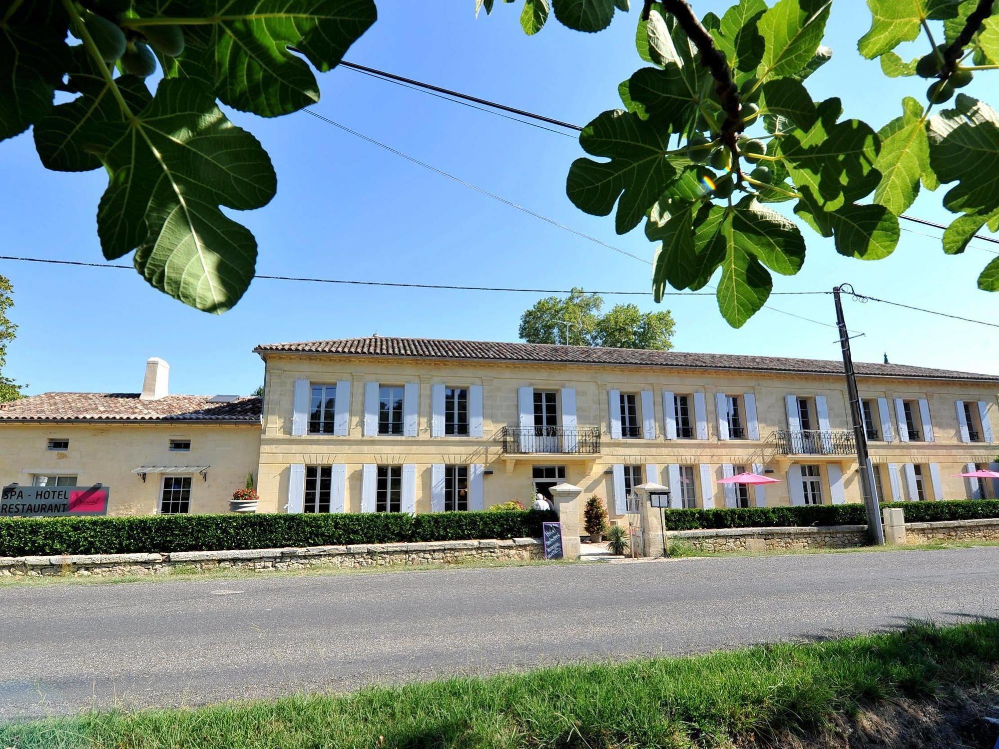 Logis- Hotel Spa Restaurant L'Epicurial Saint-Pey-de-Castets Exteriör bild